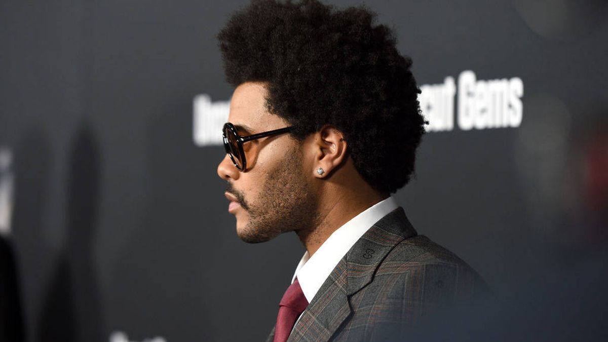 The Weeknd, del peinado piña a la cirugía estética: quién es y por qué es un icono