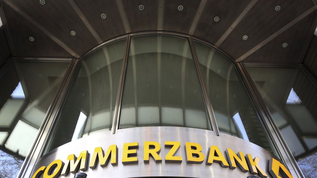 Commerzbank huye de España al vender 5.000 millones en créditos inmobiliarios