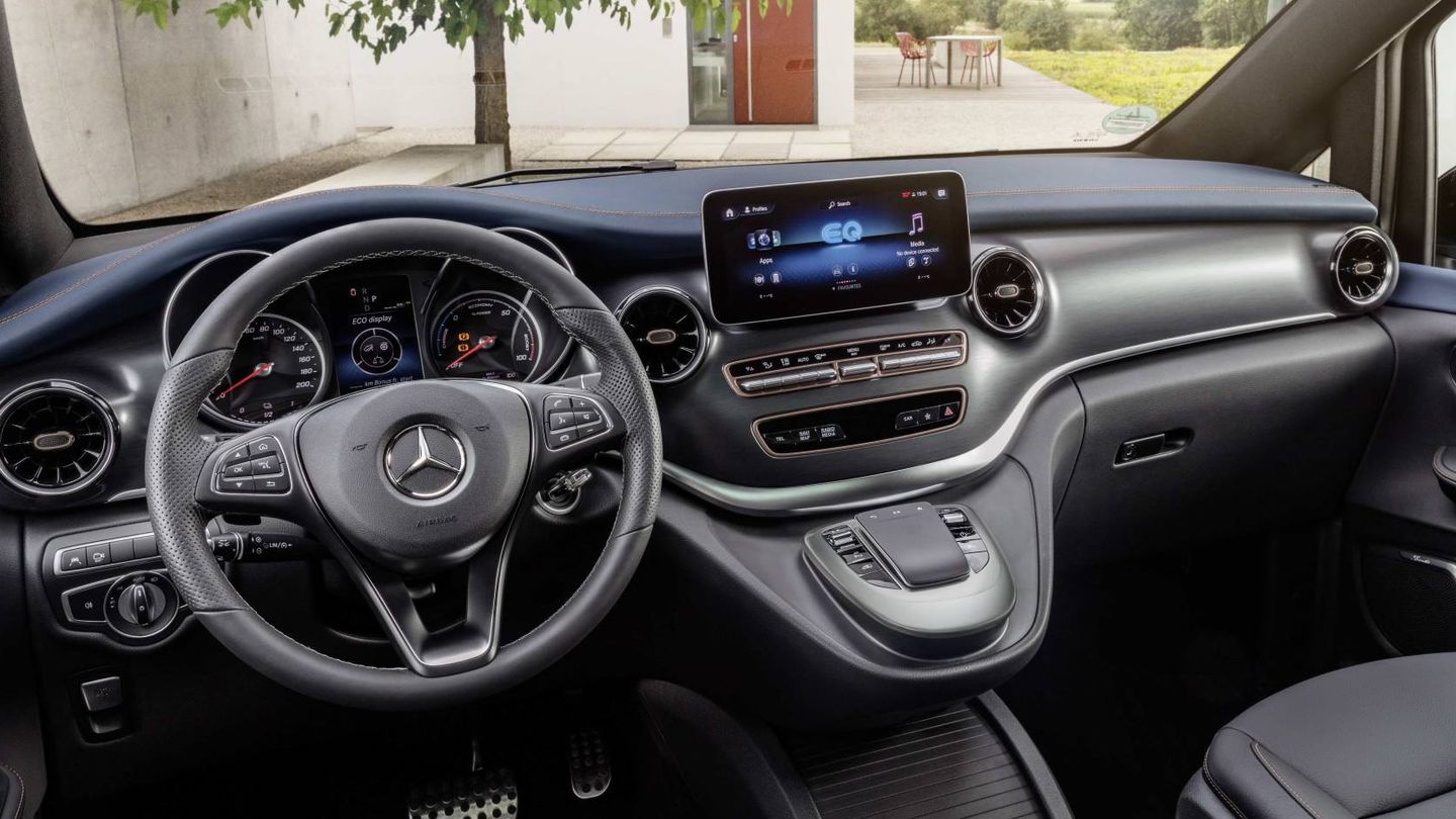 Mercedes EQV con la última tecnología MBUX para comunicarse con el vehículo