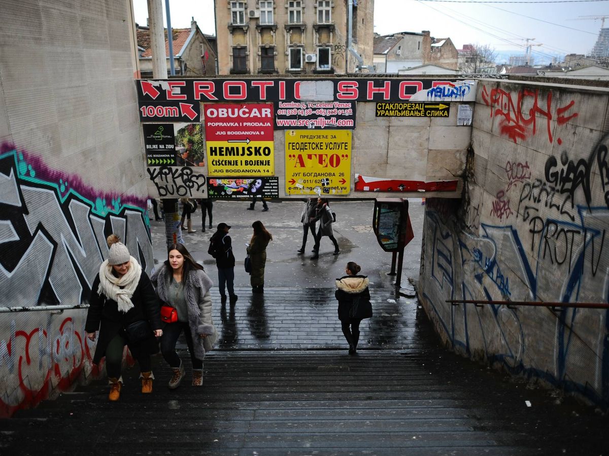 Foto: Vista de una calle de Belgrado, Serbia. (Getty/Anadolu/Mustafa Ozturk)