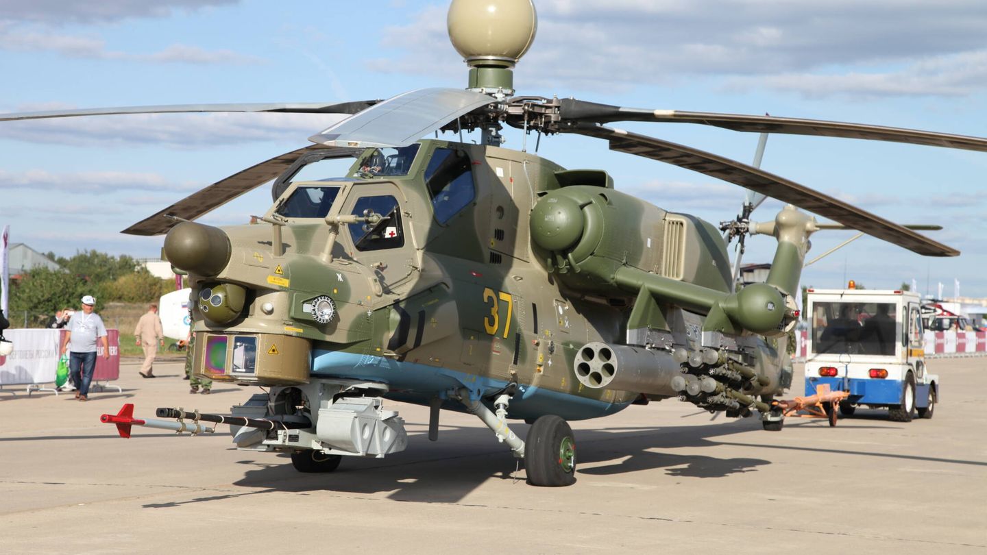 Mil Mi-28N con su radar sobre el rotor y su cañón bajo el morro. (Vitaly Kuzmin)