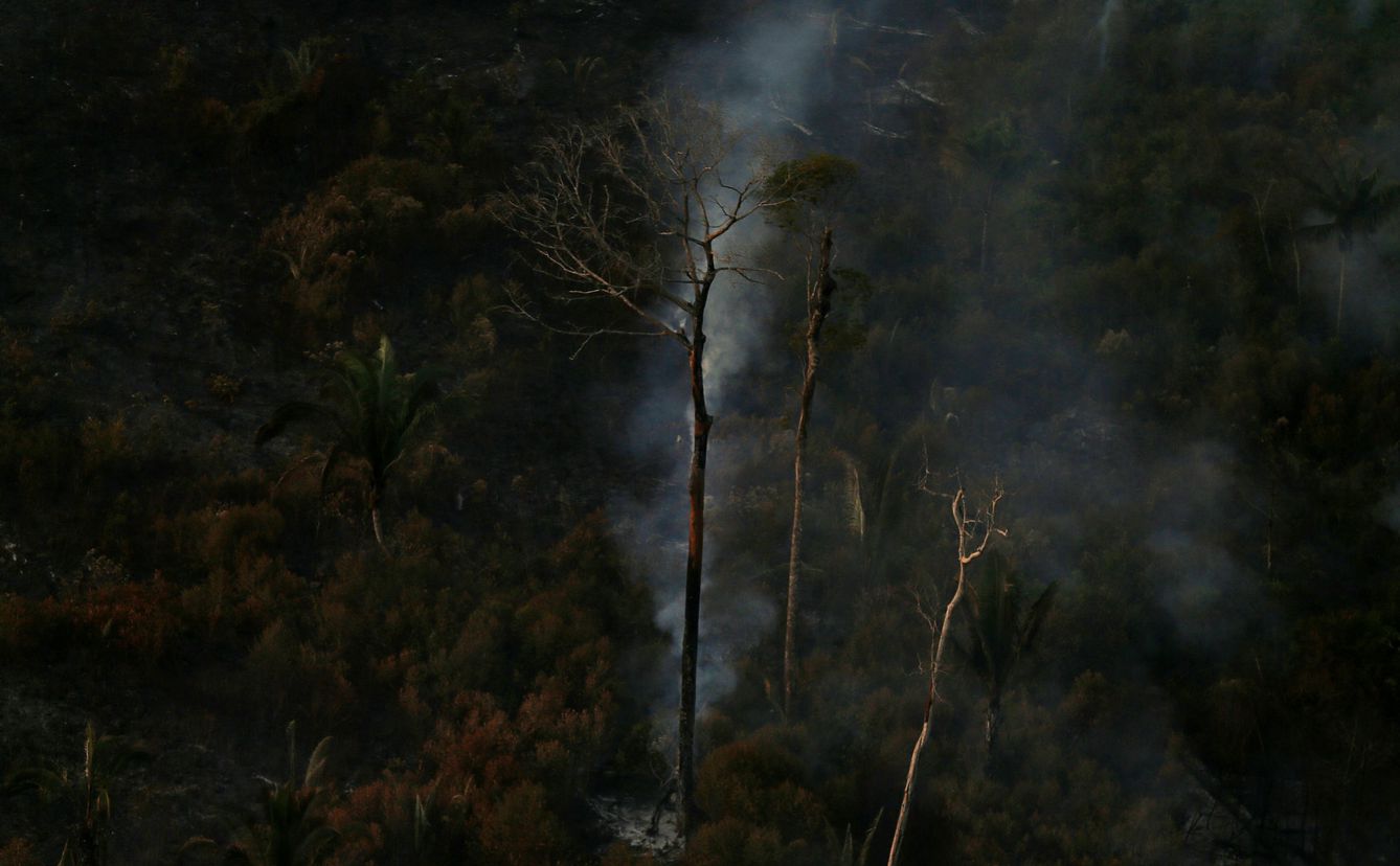 Vista aérea tomada el 29 de agosto donde se observa una 'queimada'. (Reuters)