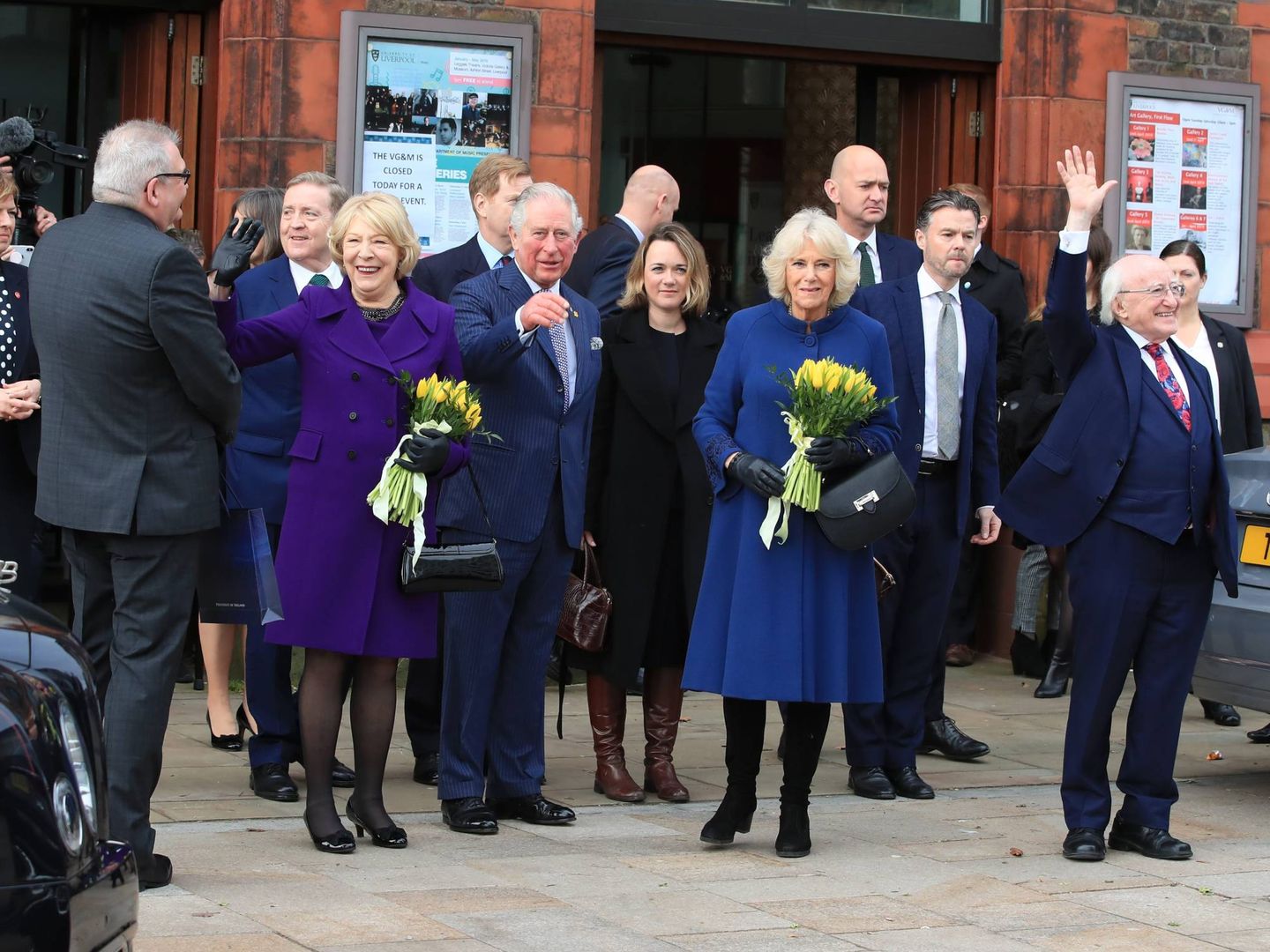 Carlos y Camilla con el presidente de Irlanda y su esposa durante su reciente visita a Liverpool. (Cordon Press)