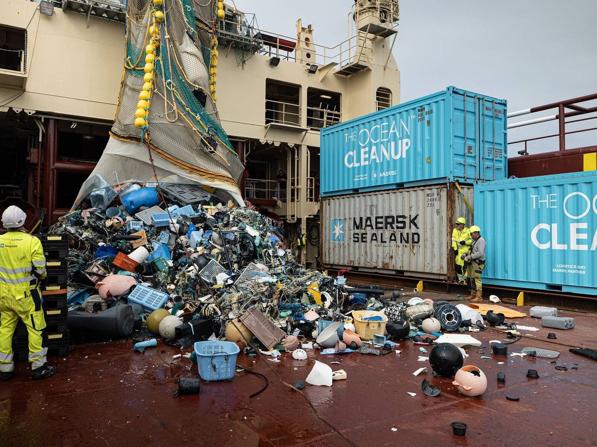 Foto: Recogida de plásticos del 'Gran parche de basura del Pacífico'. (The Ocean Cleanup)