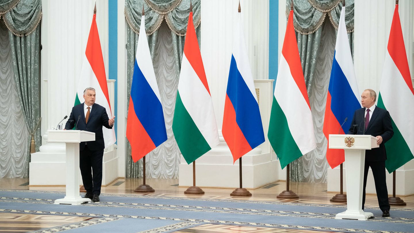 Orbán y Putin: aumentando su distancia. (Viktor Orbán / Facebook)