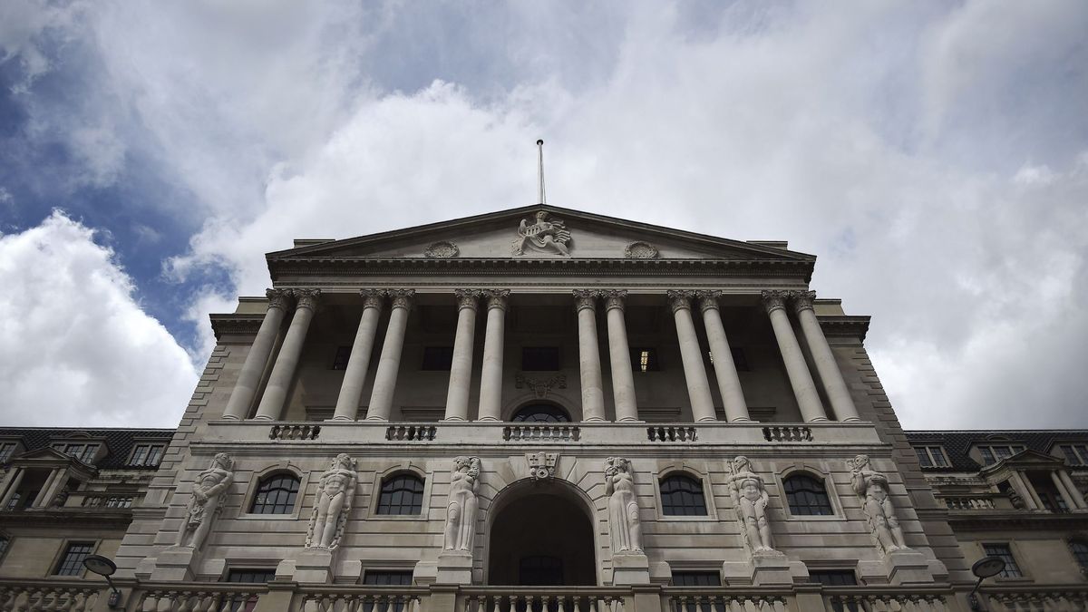 El Banco de Inglaterra sube los tipos al 0,5% para contener la inflación más alta en 30 años 