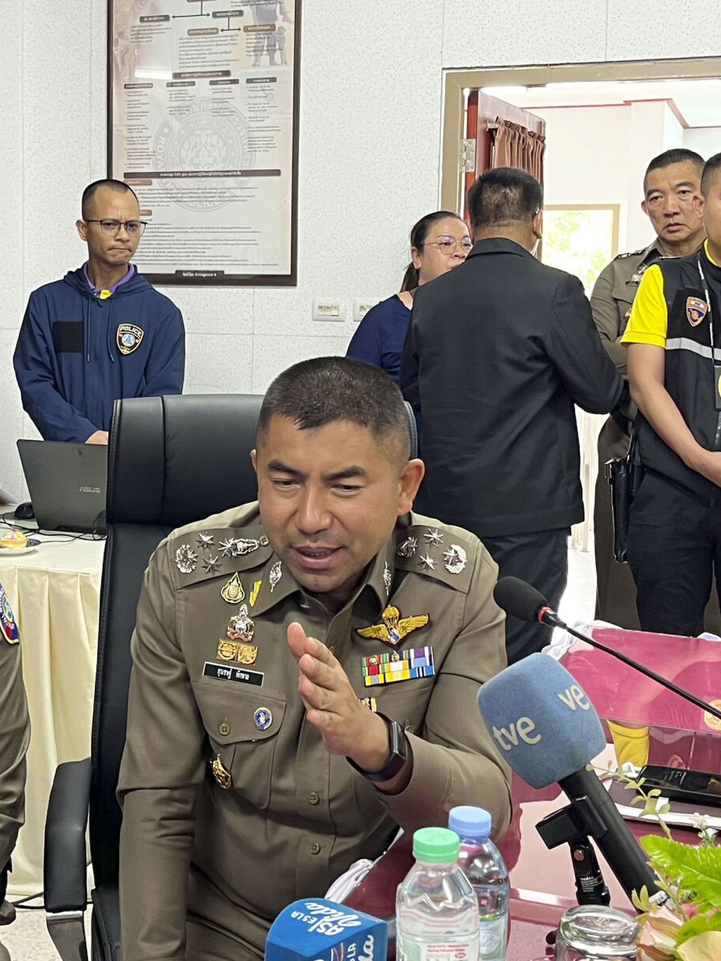 El subdirector de la Policía de Tailandia, Surachate Hakparn, más conocido como Big Joke. (EFE/Somkeat Ruksaman) 