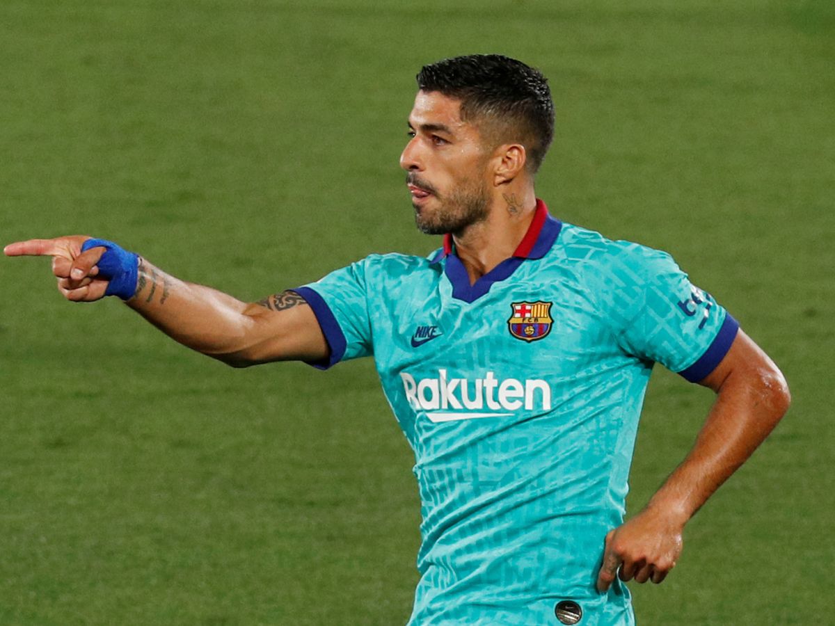 Foto: Luis Suárez celebra un gol en un partido de Liga del Barcelona. (Efe)