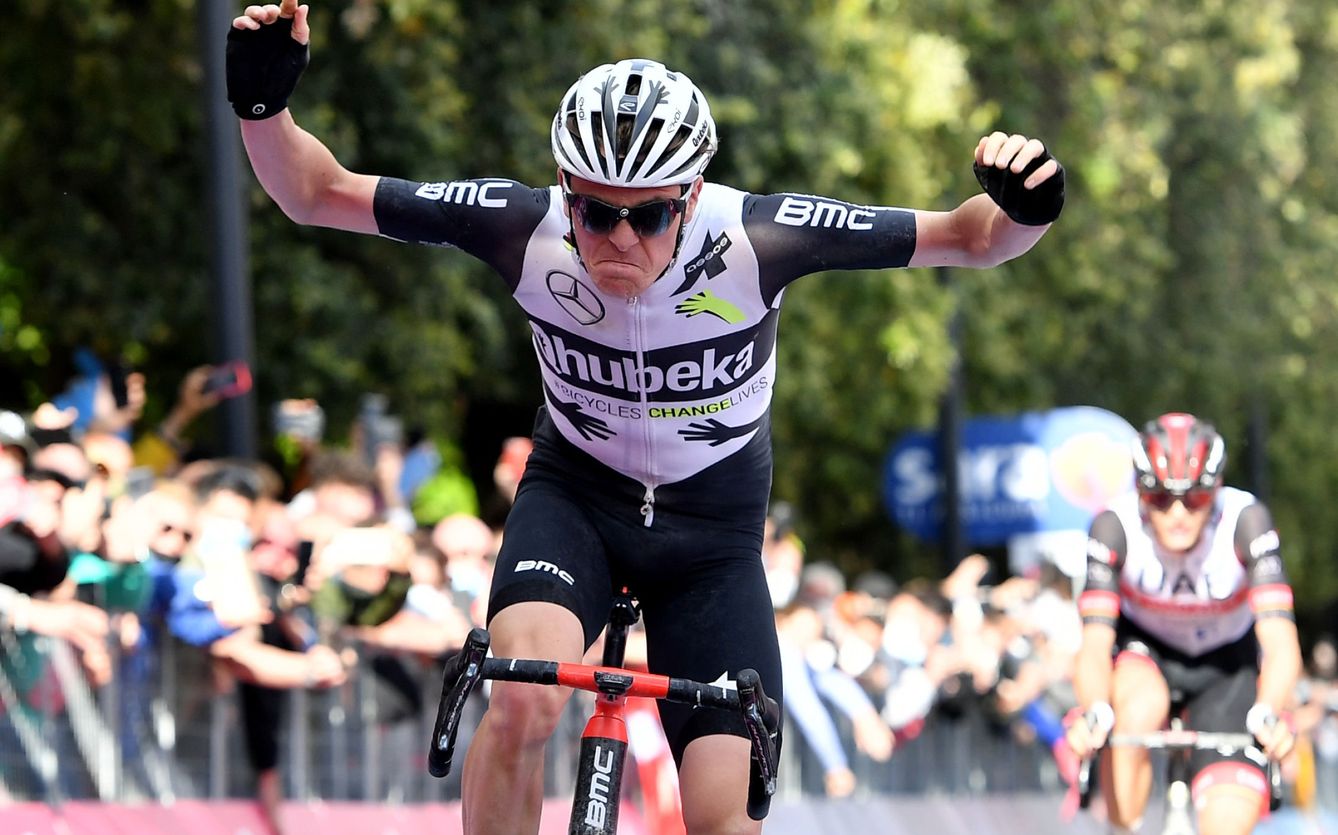 El suizo Mauro Schmid ganó la etapa de ayer en el Giro (Efe)