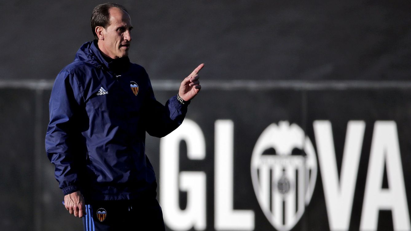 Voro anuncia que no será el entrenador del Valencia la temporada que viene
