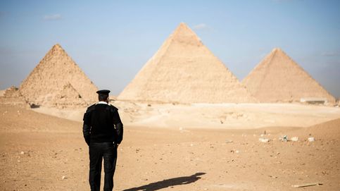 El loco proyecto en Egipto de revestir la pirámide de Micerinos con granito