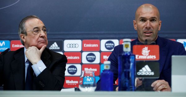 Foto: Florentino y Zidane, en la conferencia de prensa. (Reuters) 
