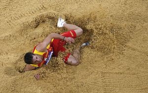 Cáceres: 'el saltador velocista' que aspira a coronarse en Moscú