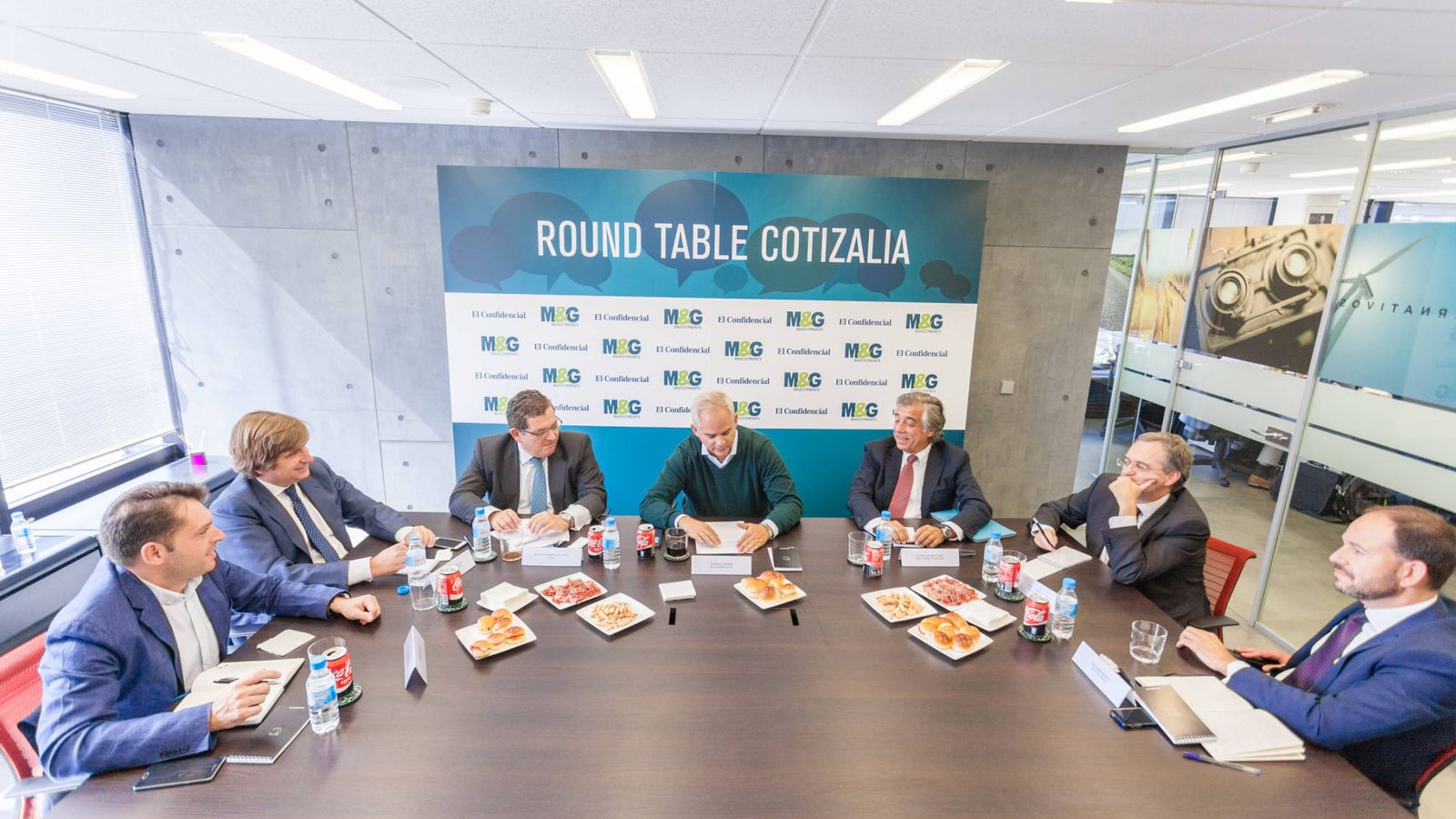 Foto: Imagen de los participantes de la XIV Round Table de Cotizalia con M&G Investments.