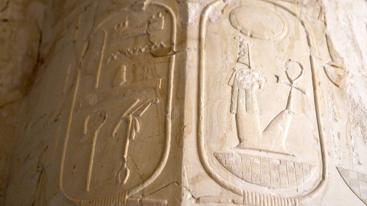 El nombre de Amen-Hotep III, escrito en jeroglíficos. (Cortesía del IEAE)
