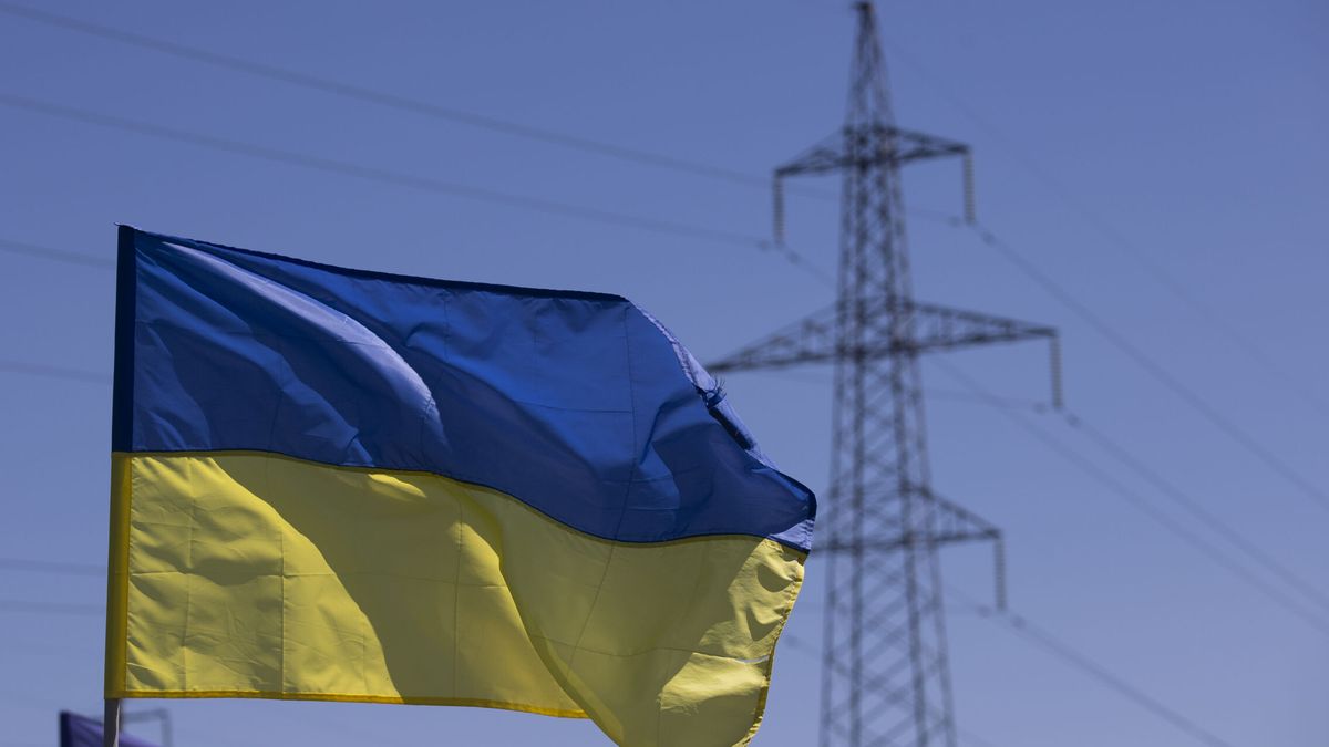 S&P y Fitch sitúan a Ucrania en 'default' tras aplazar el pago de sus bonos
