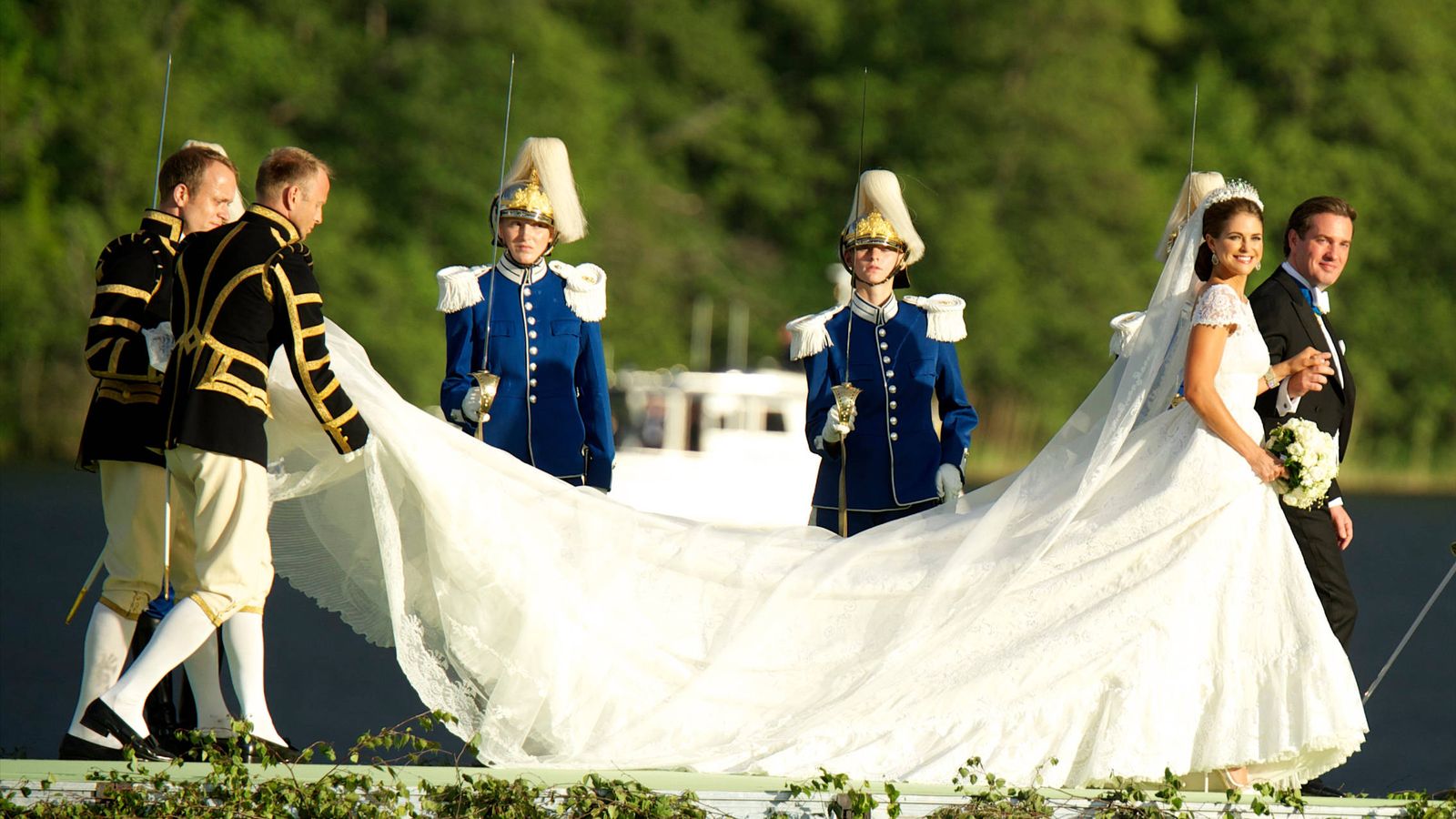 Foto: La princesa Magdalena y Chris O'Neill el día de su boda. (Limited Pictures)
