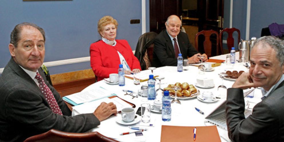 Foto: Los mediadores internacionales presentan su plan para "verificar" la tregua de ETA