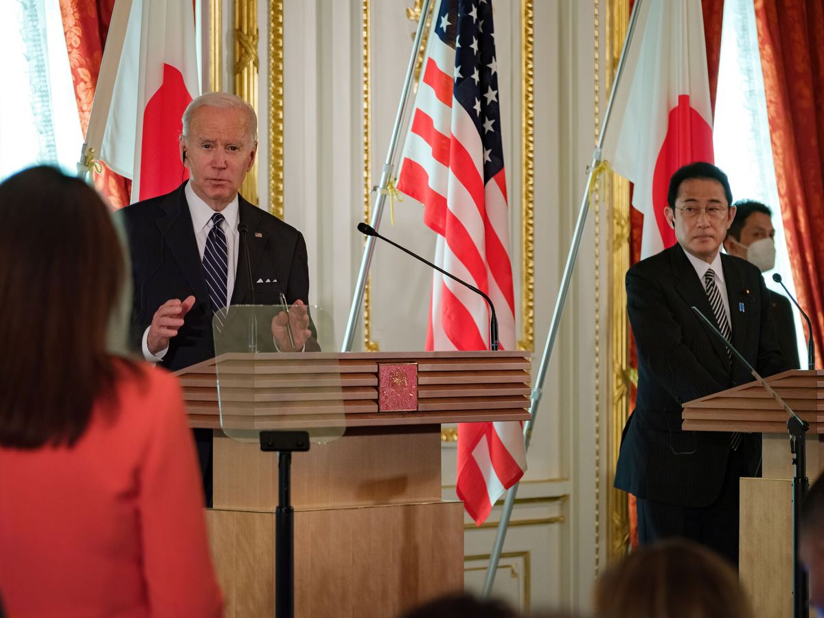 Foto: Joe Biden, presidente de EEUU, junto al primer ministro de Japón, Fumio Kishida. (EFE)