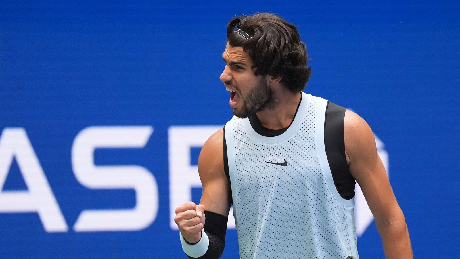 Alcaraz arrolla a Paul para alcanzar los cuartos de final del US Open y dispara la ilusión (4-6, 3-6 y 4-6)