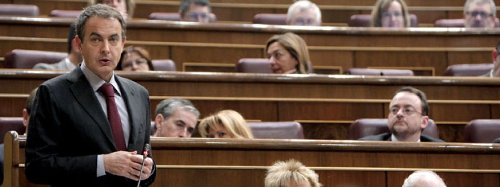 Foto: La crisis económica desafía a Zapatero en las urnas