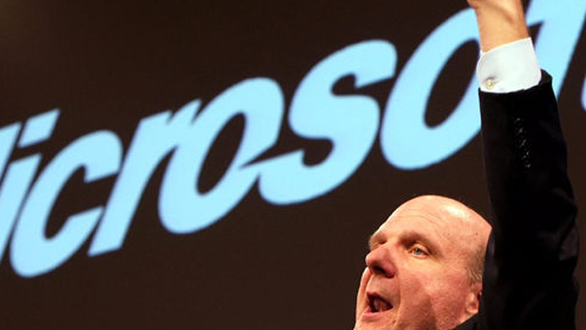 Steve Ballmer anuncia que dejará 'su' Microsoft