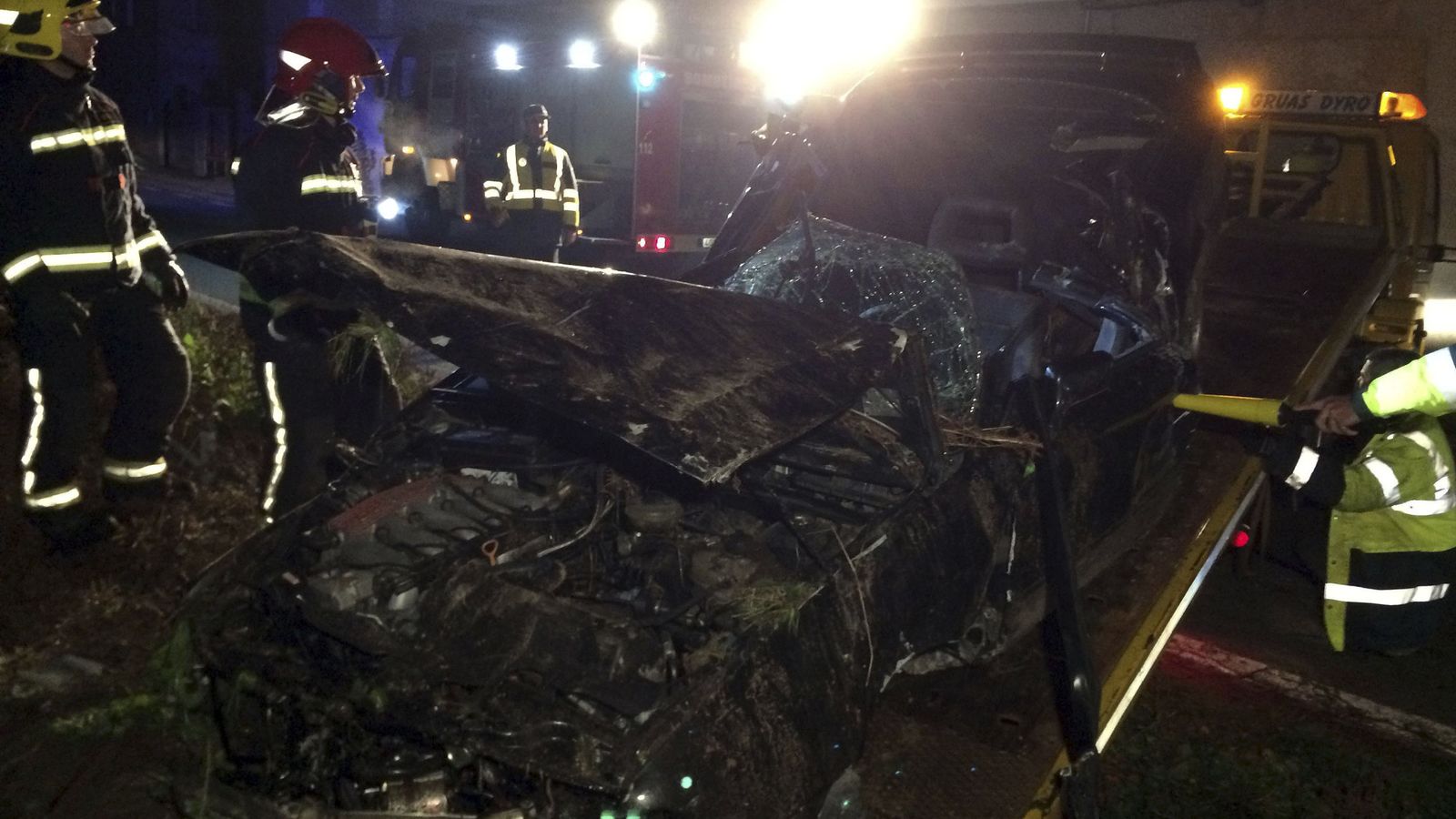 Foto: Un accidente de tráfico reciente en la provincia de Ourense, donde fallecieron dos personas. (EFE)