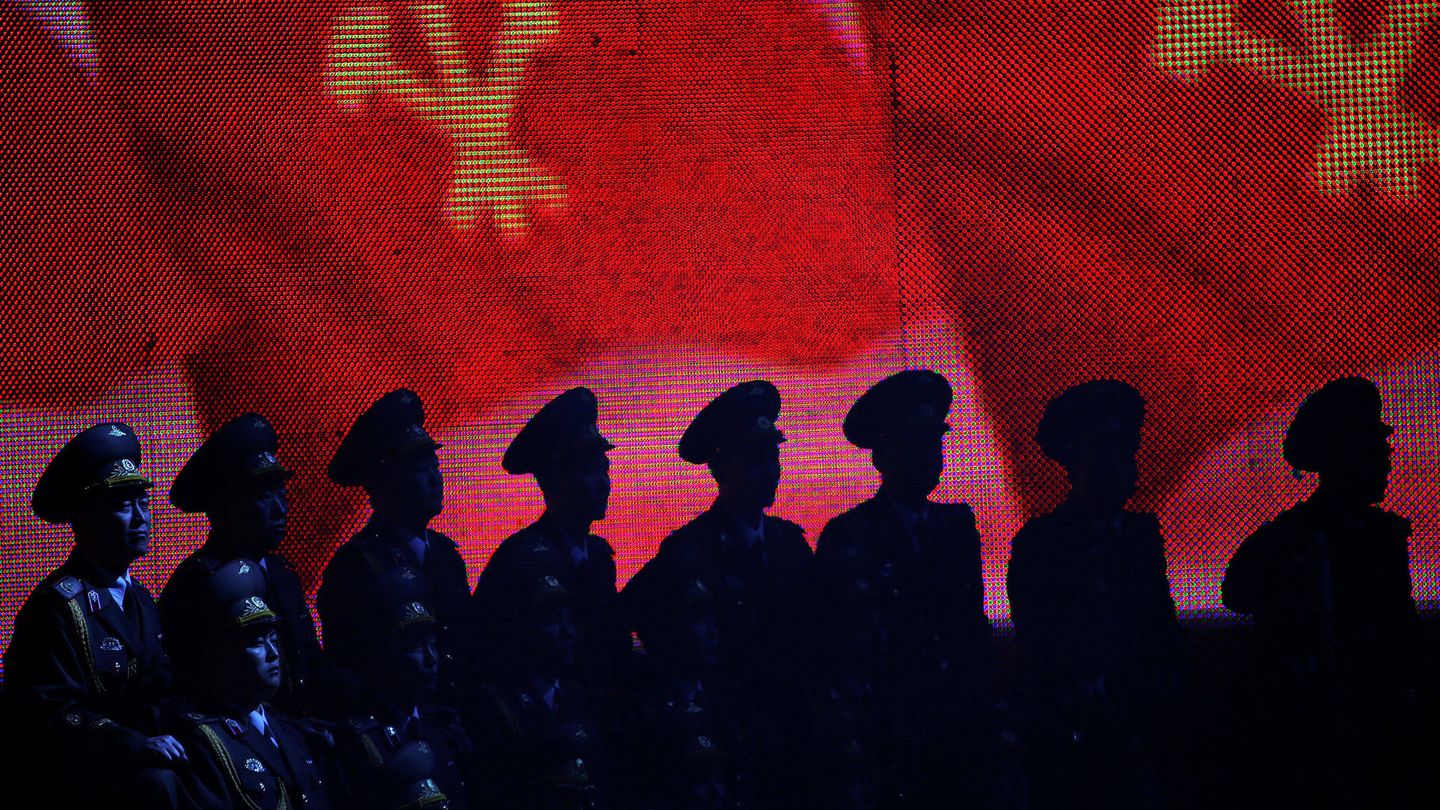 El coro del Ejército Popular de Corea canta durante el 7º Congreso del Partido en Pyongyang, en mayo de 2016. (Reuters)