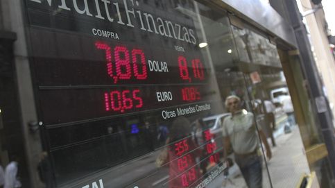 Argentina levanta el 'cepo' al dólar y las empresas españolas se echan a temblar