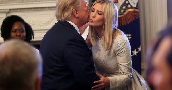 Foto: Donald Trump y su hija y asesora Ivanka. (Reuters)