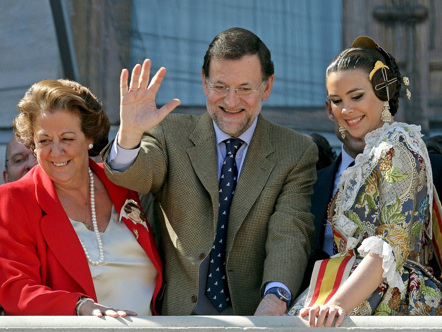 Barberá y Rajoy, en las Fallas de 2011. (EFE)