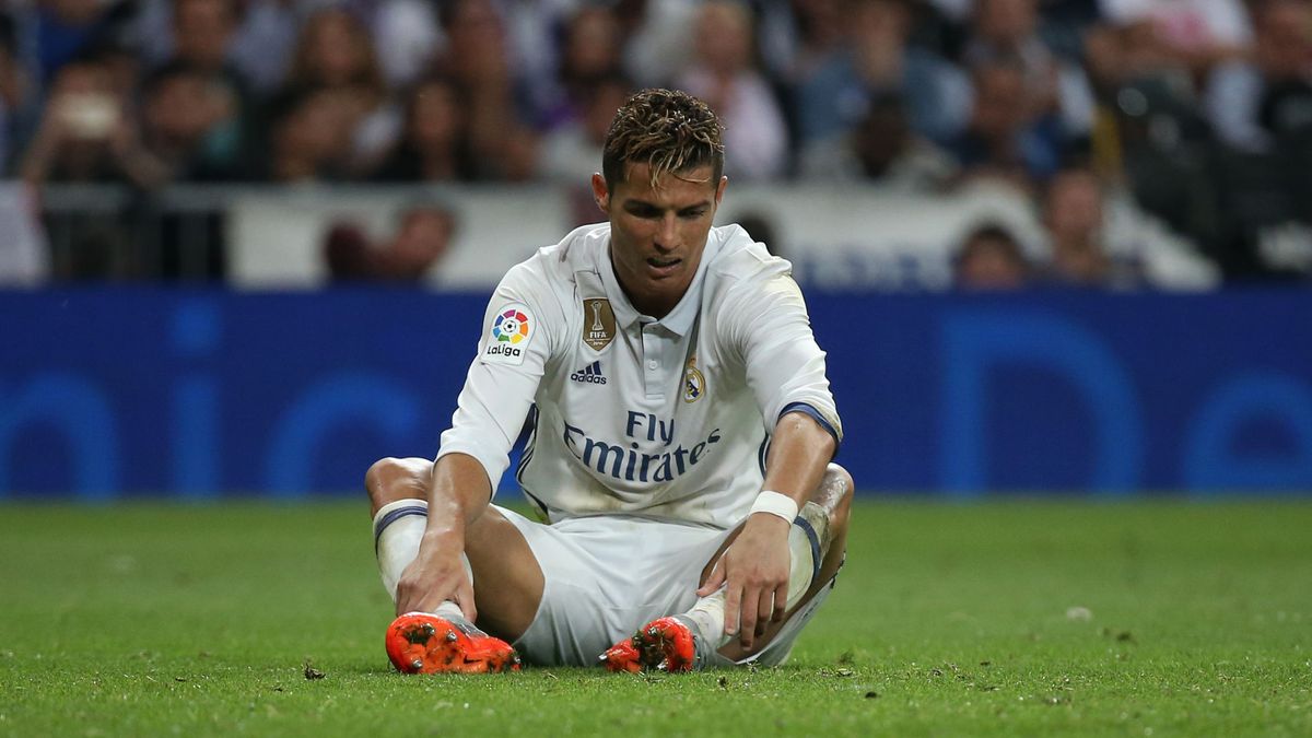 La capitulación de Cristiano Ronaldo: no se va del Real Madrid porque no puede