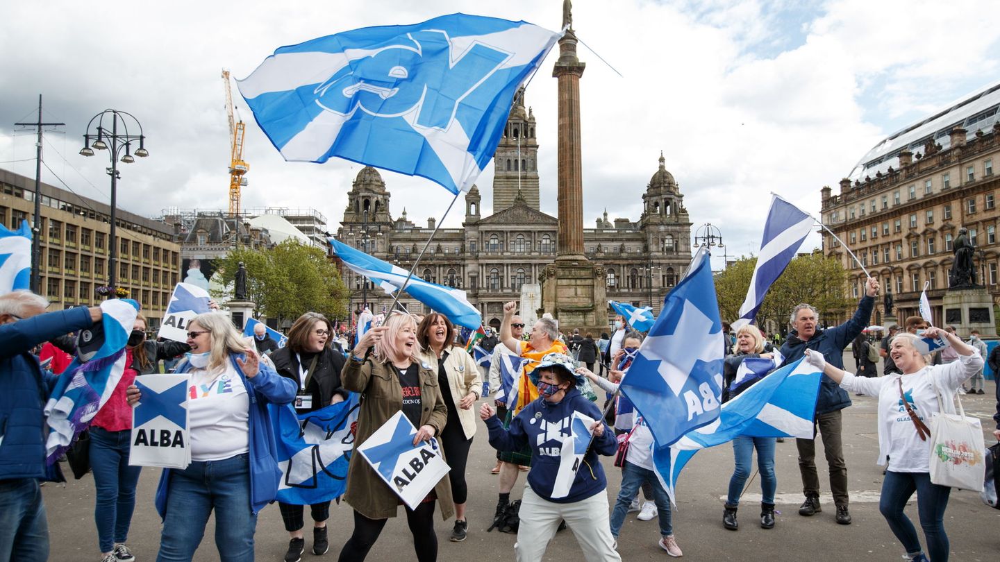 Manifestación a favor de la independencia de Escocia en Glasgow. (EFE/EPA/Stringer)