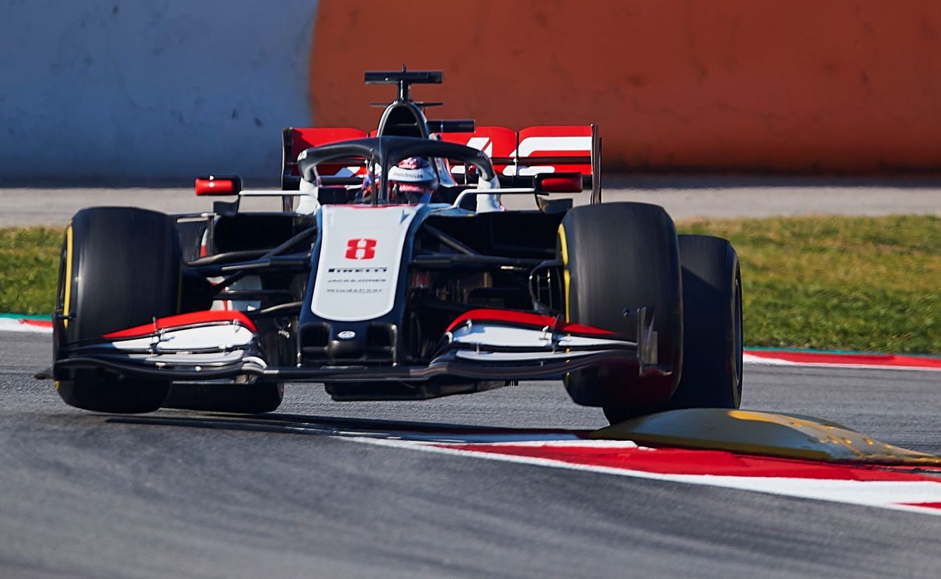 Grosjean durante los test de pretemporada en Montmeló. (EFE)