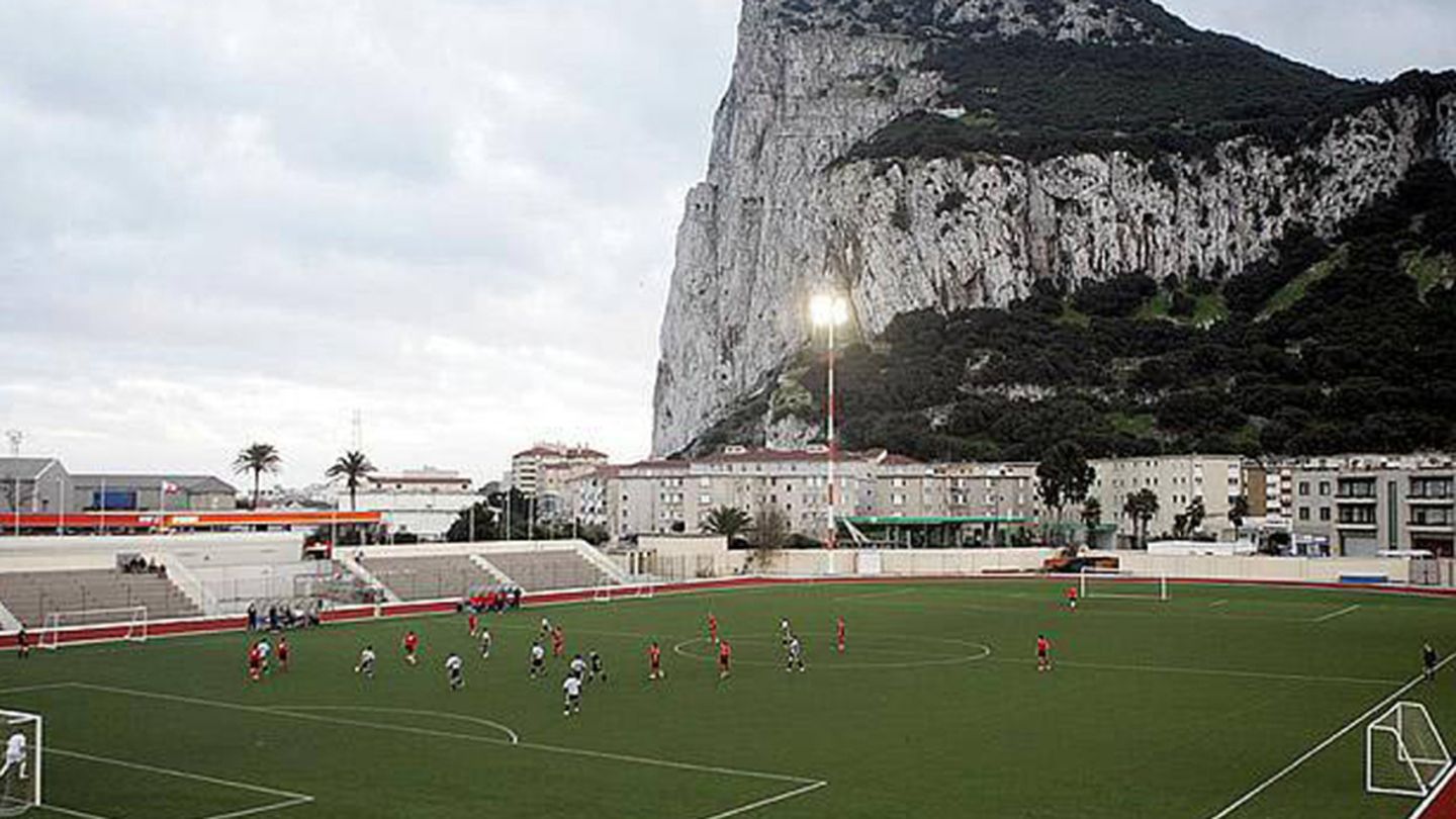 Imagen del Victoria Stadium de Gibraltar