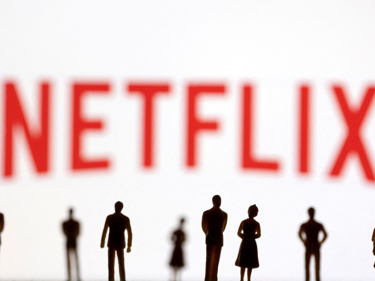 Foto: Netflix cobrará más a quienes comparten cuentas más allá de la familia (REUTERS)