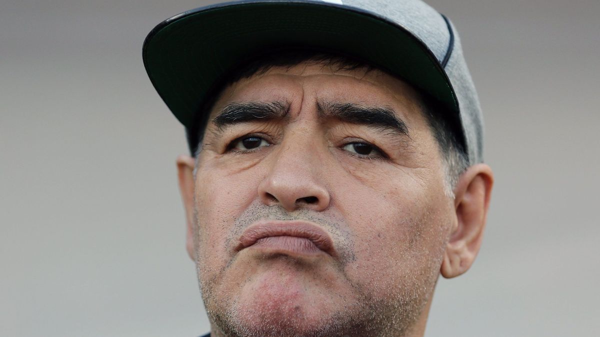 La nueva vida del multimillonario Maradona en Bielorrusia de la mano de Putin