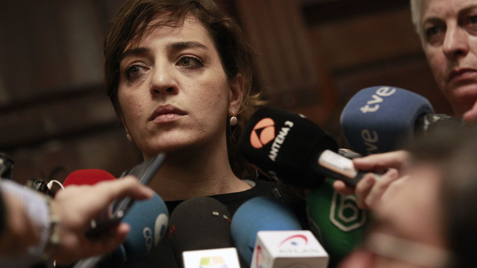 Foto: La delegada de Cultura y Deportes del Ayuntamiento de Madrid, Celia Mayer, atiende a los medios tras la polémica. (EFE)