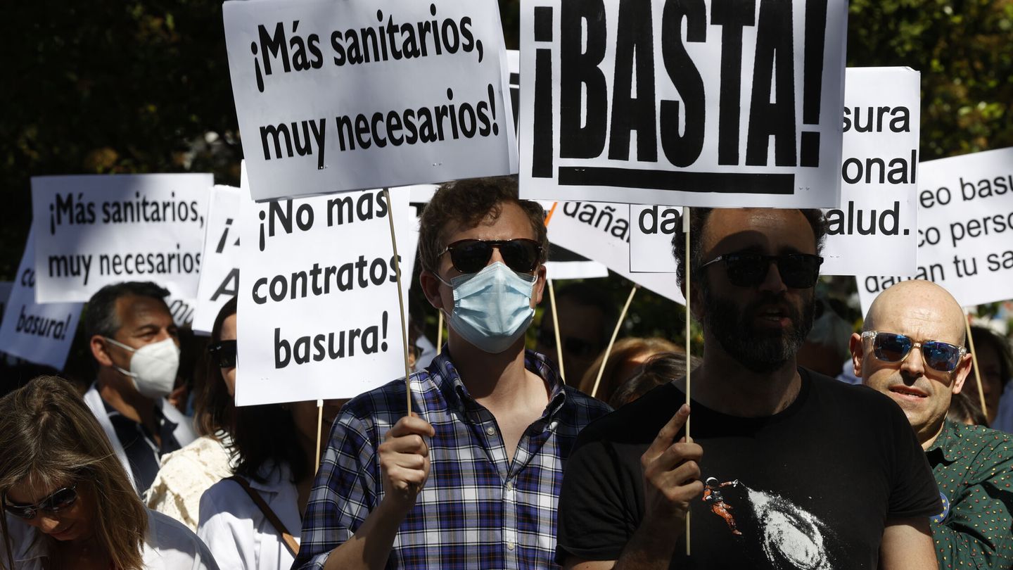 Una manifestación de sanitarios en Madrid. (EFE)