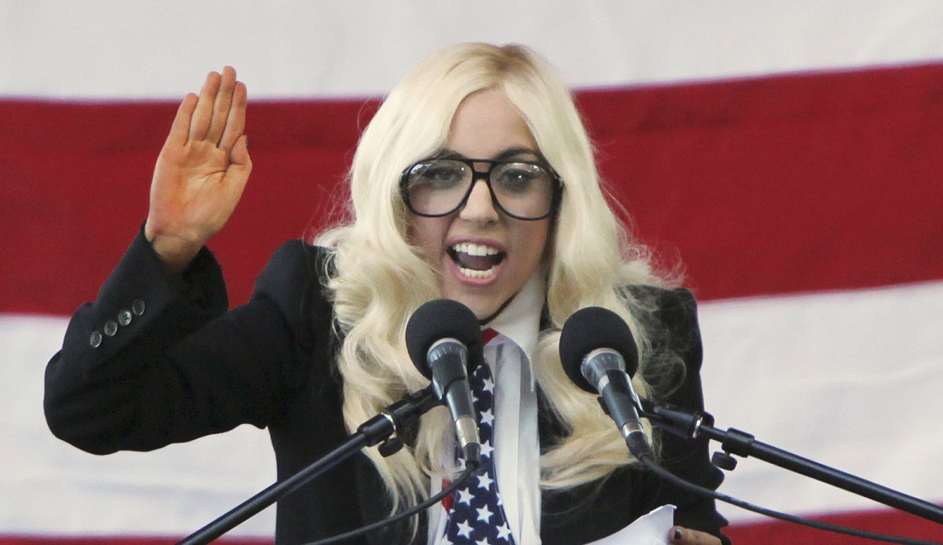 Foto: Lady Gaga caracterizada en una de sus apariciones (Reuters)