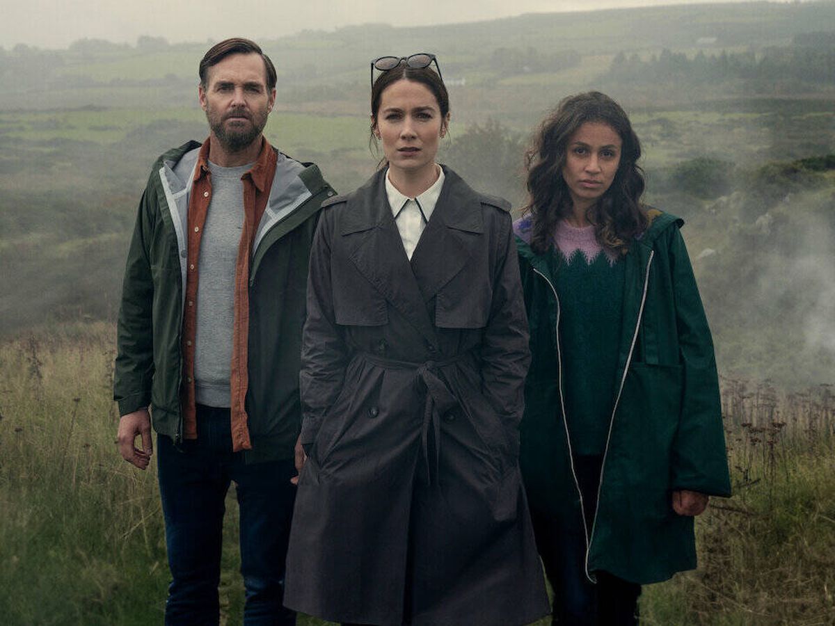 Foto: Will Forte, Siobhán Cullen y Robyn Cara protagonizan esta trepidante historia de misterio en una pequeña localidad irlandesa. (Netflix)