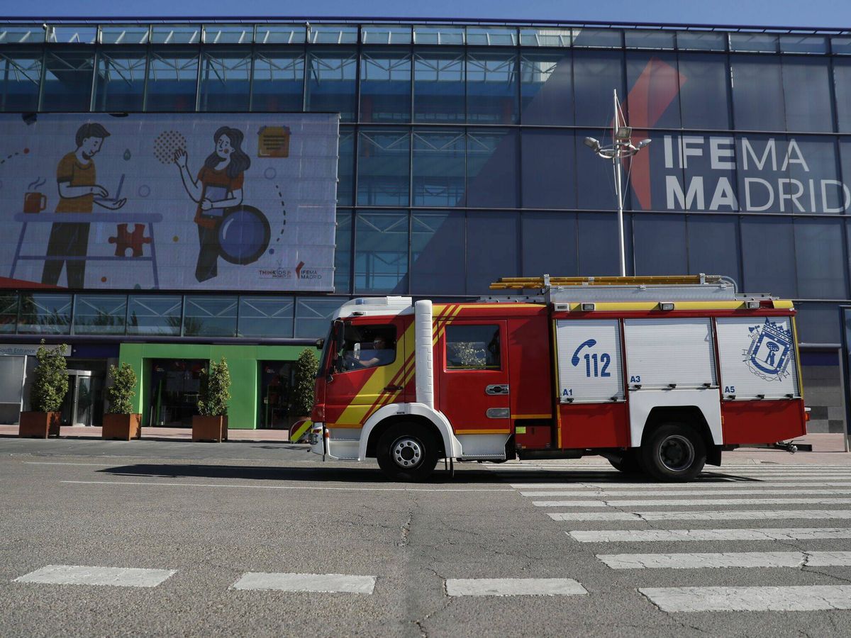 Foto: Un camión de los bomberos de Madrid en una imagen de archivo. (EFE/Mariscal)