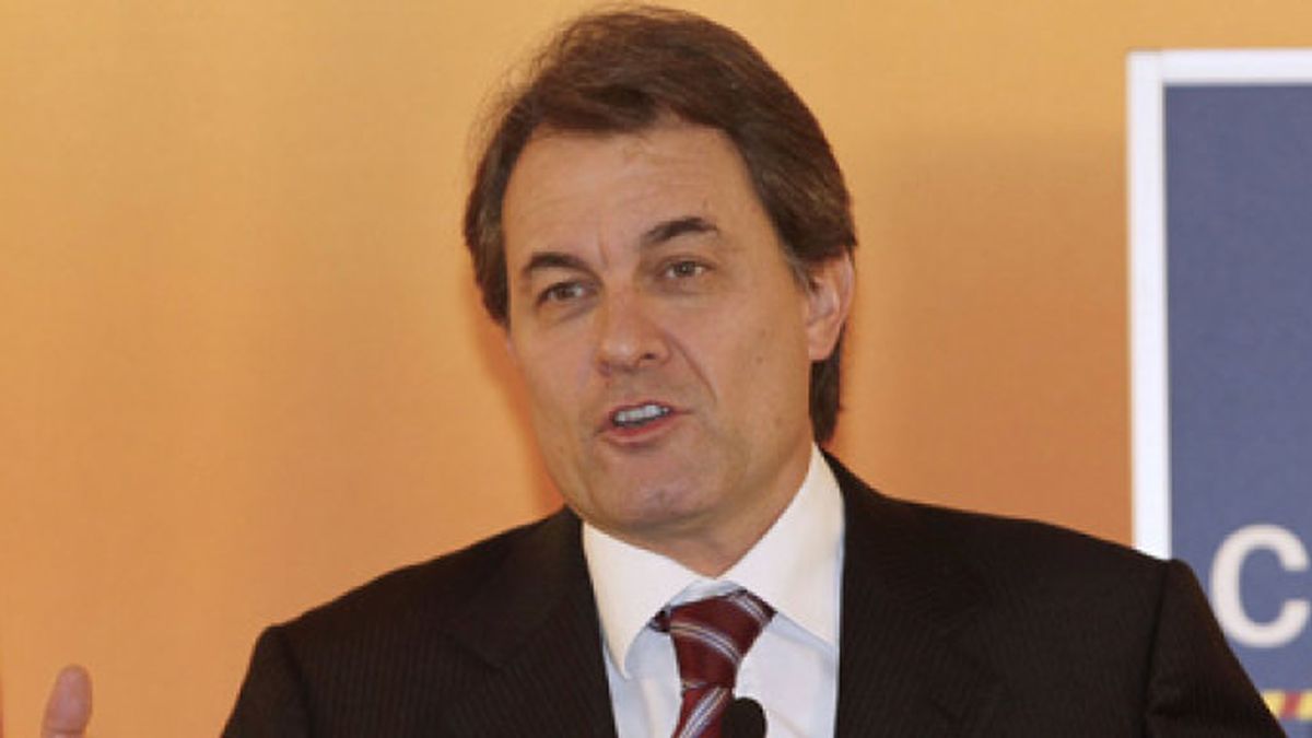 Un sector crítico de ERC negocia en secreto con los ‘fontaneros’ de Artur Mas (Convèrgencia) un frente soberanista