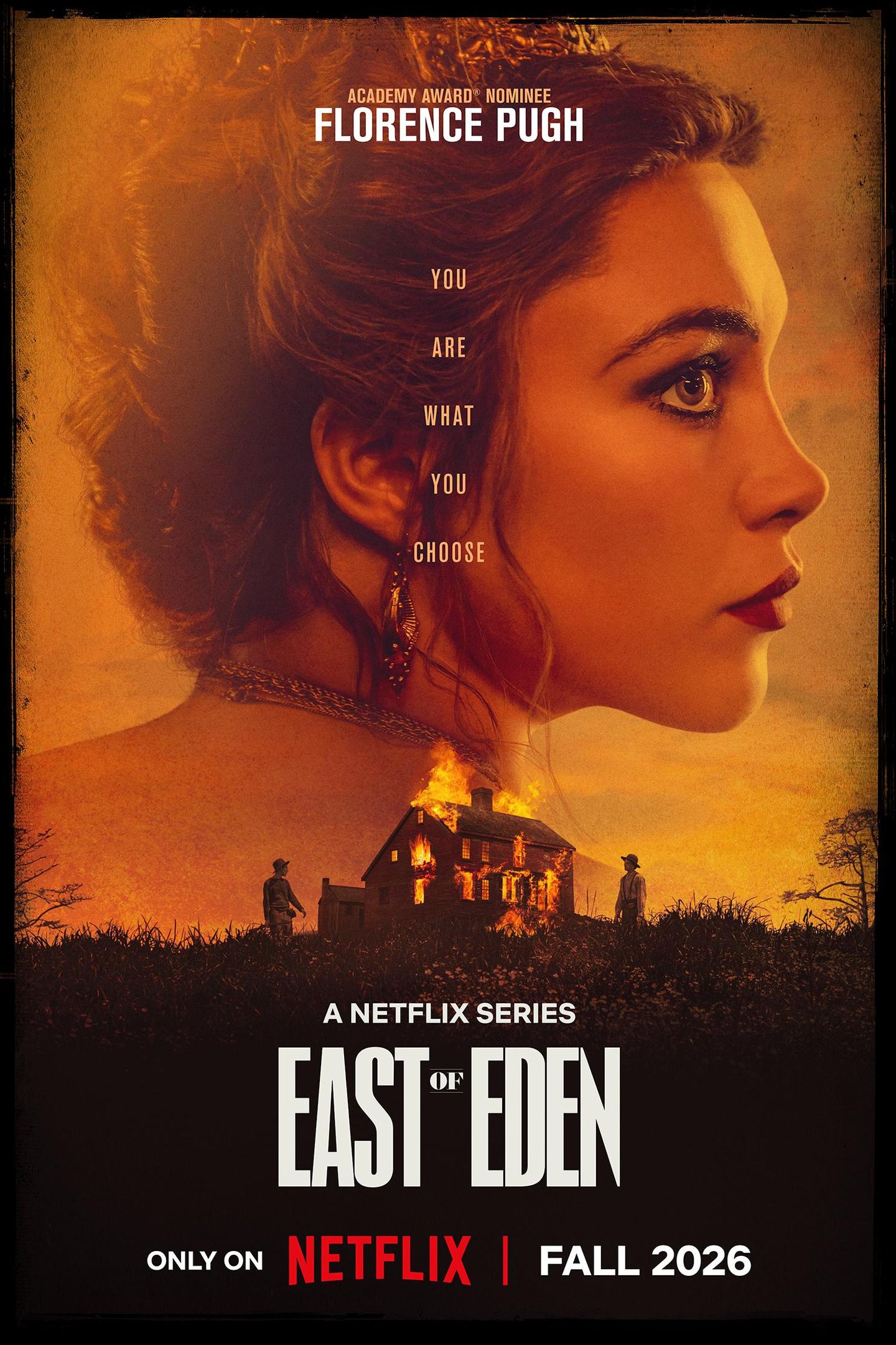 Pugh, en el centro del cartel de 'Al este del edén'. (Netflix)