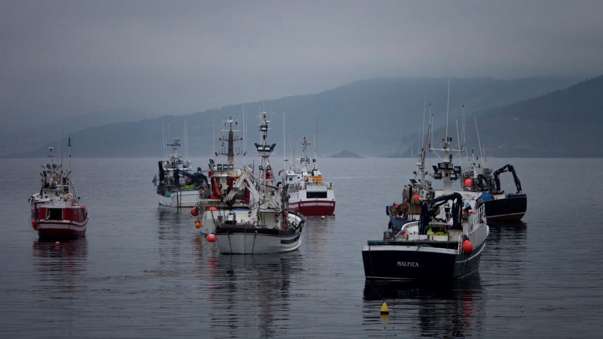 Muere una mujer y un hombre resulta herido en el naufragio de un barco de recreo en A Coruña