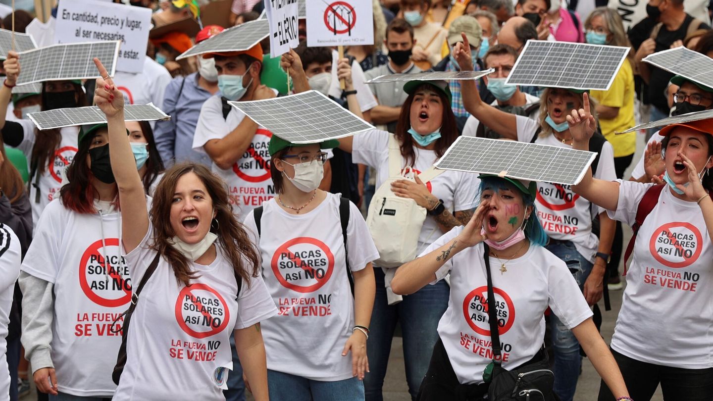 Manifestación a favor de una transición energética justa, en Madrid. (EFE)