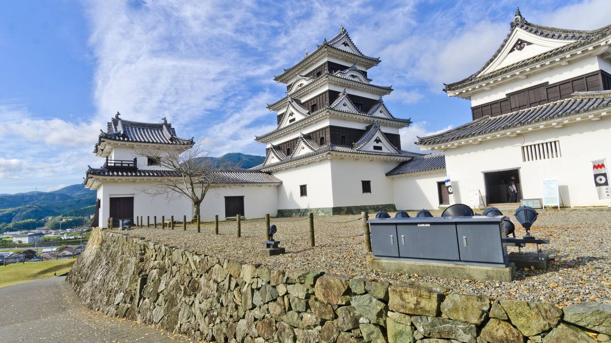 Ozu, el pueblo japonés en el que puedes pasar la noche en un castillo