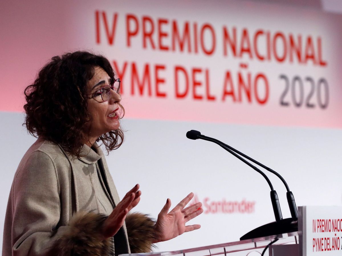 Foto: La ministra de Hacienda, María Jesús Montero, en un acto de Banco Santander en 2020. (EFE/J. J. Guillén)