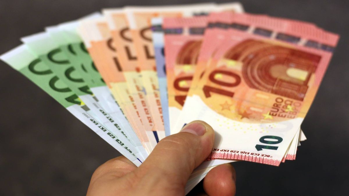 Los trabajadores a los que Hacienda devolverá entre 400 y 900 euros este 2024 en la declaración de la renta