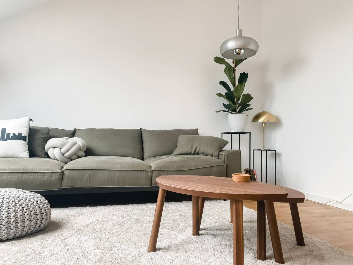 Foto: Minimalismo cálido, tendencia deco de 2022 con Ikea y Zara Home. (Unsplash/Katja Rooke)